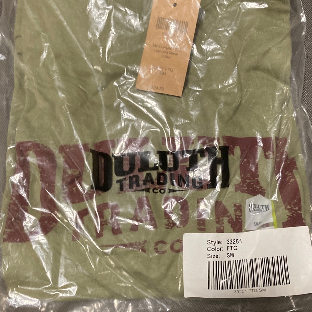 Duluth Trading Co. Green Graphic Tee